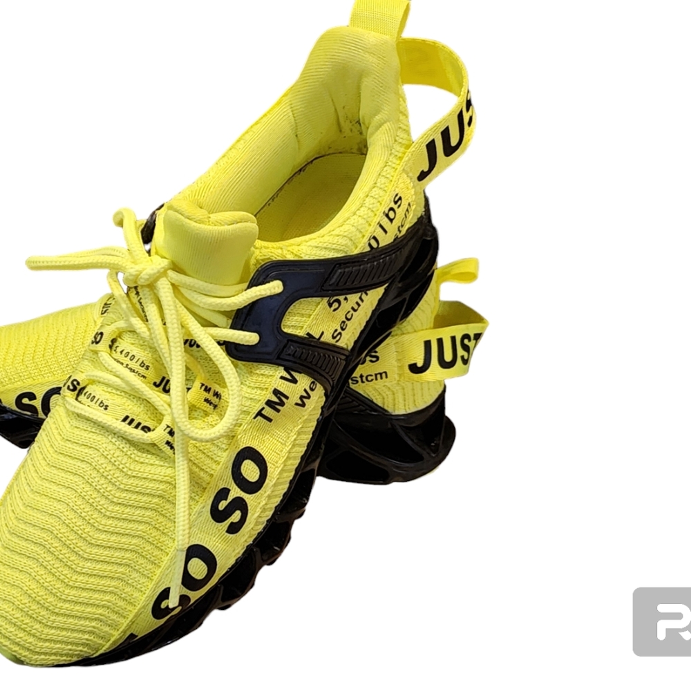 Women's athletic shoes